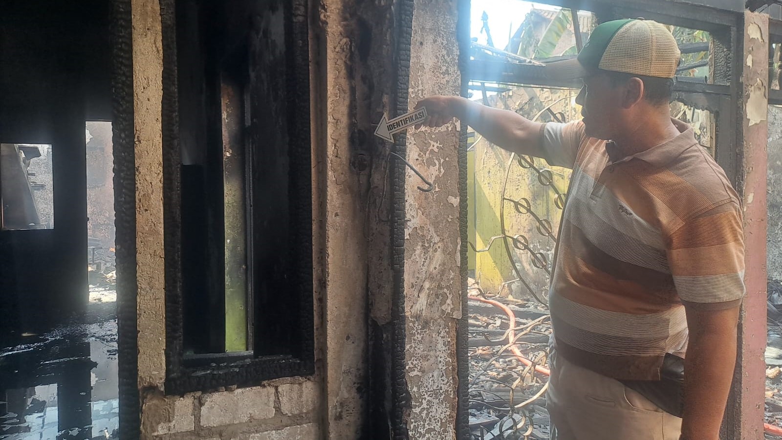 Korsleting Listrik Picu Kebakaran Rumah Pengepul Ban di Kajen Pati