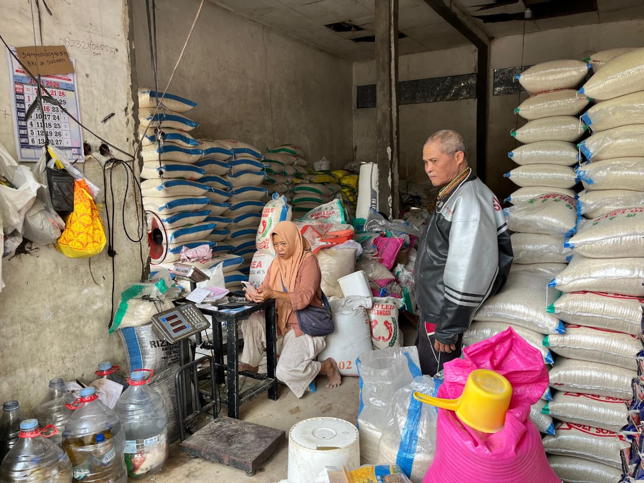 Harga Beras di Pasar Sleko Fluktuatif