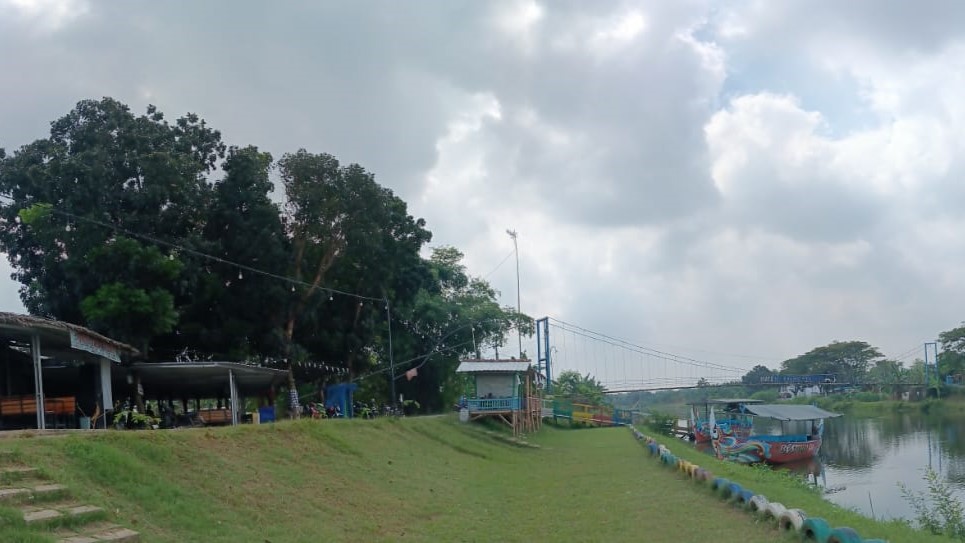 Libur Sekolah Dongkrak UMKM di Wisata Silugonggo Bestari