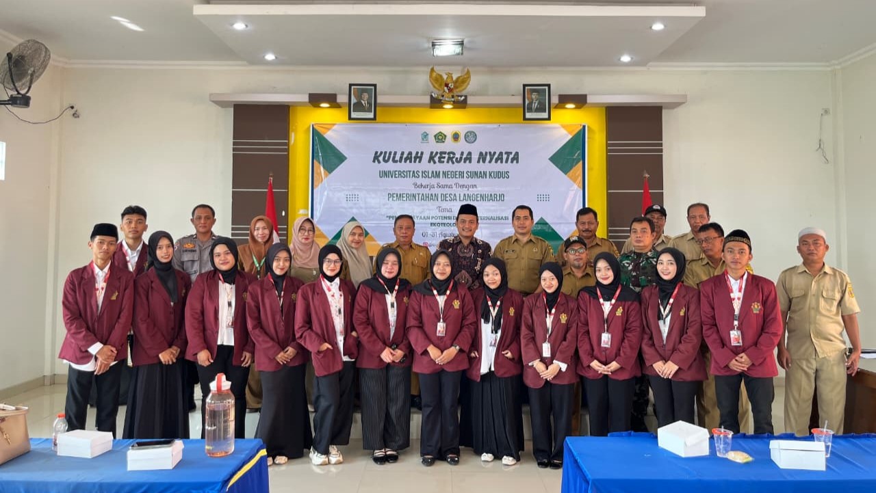 15 Mahasiswa KKN UIN Kudus Mengabdi