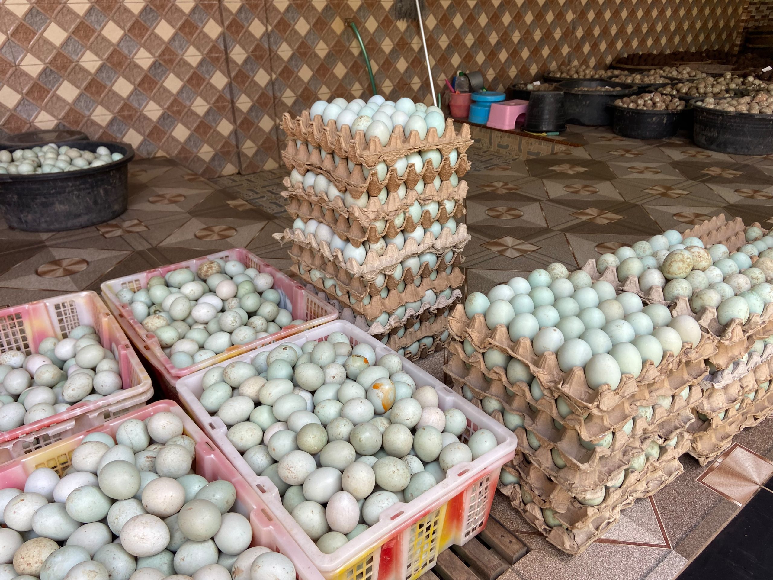 Telur Asin Langgenharjo Pati Kian Diminati